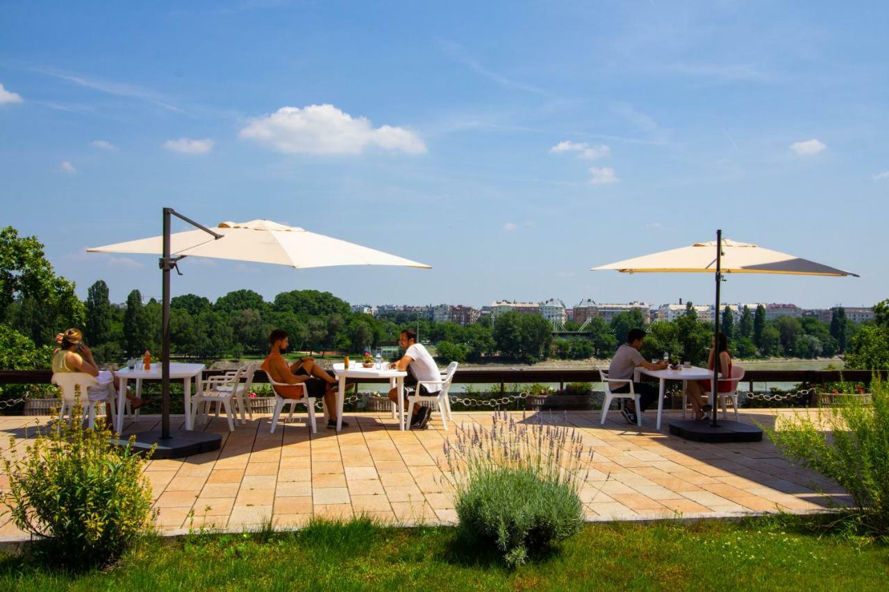 Bed & Breakfast Panorama Gyogycentrum *